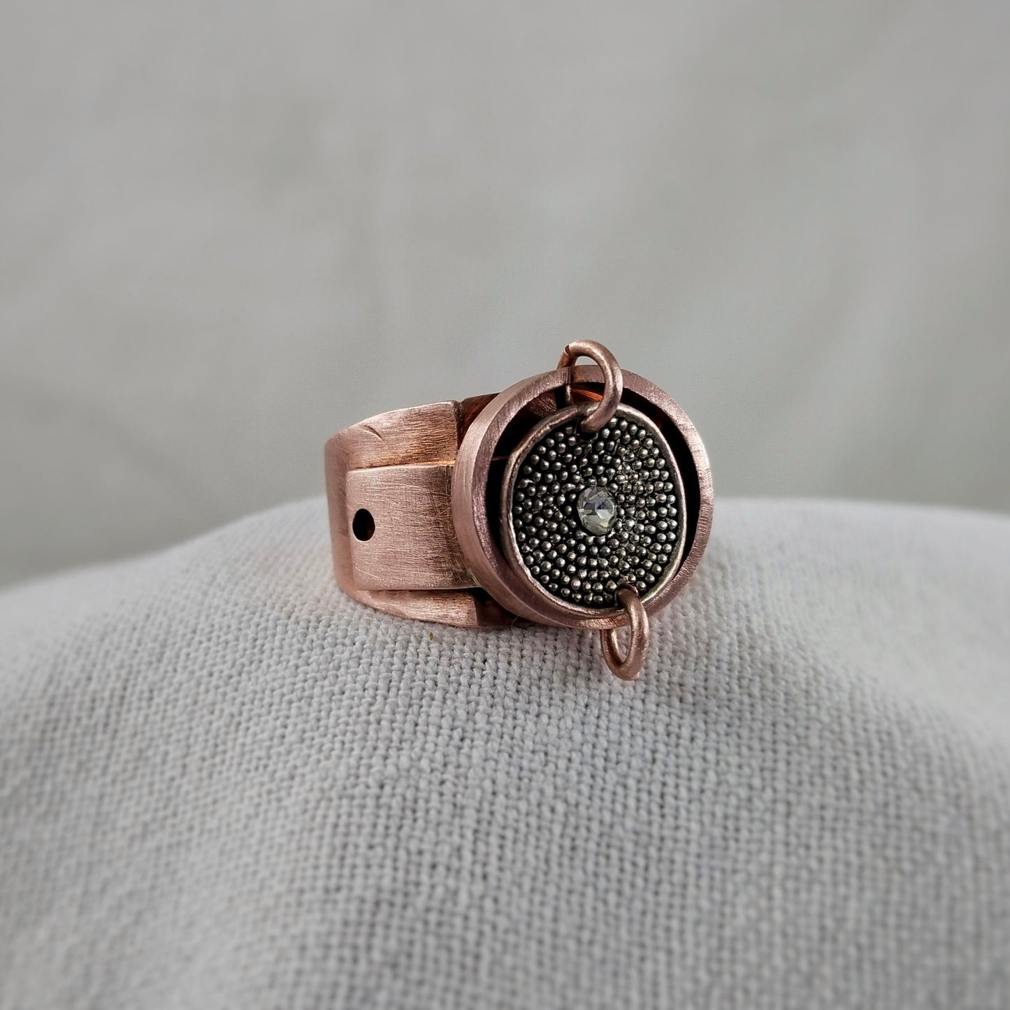 Empty Shine Ring