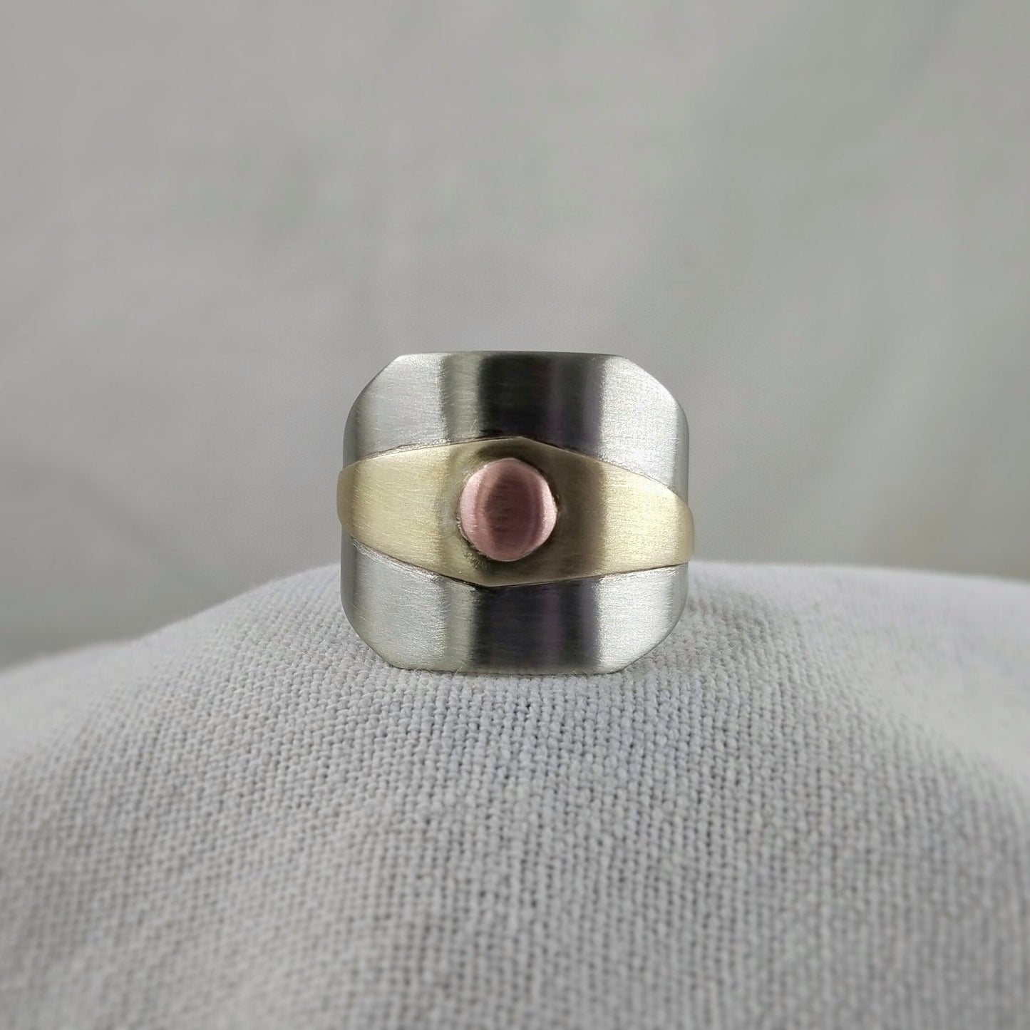 Eyeball Ring