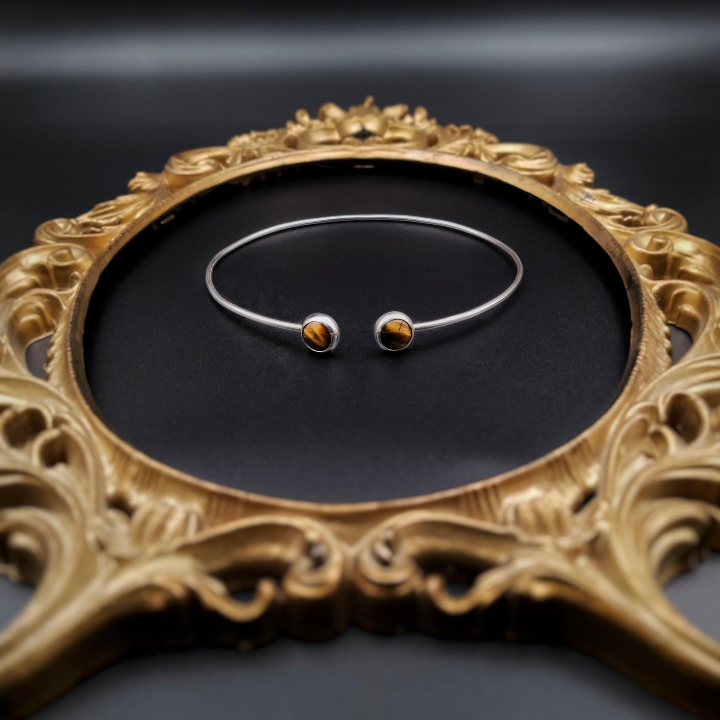 Mars Choker
