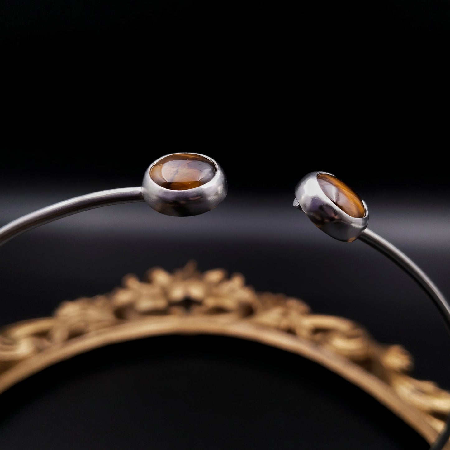 Mars Choker