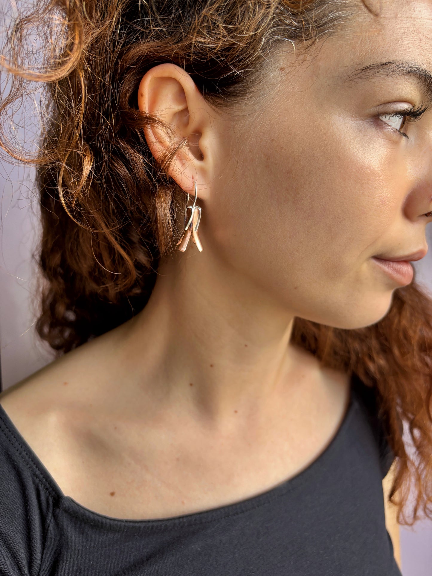 Κρίνος Σκουλαρίκια