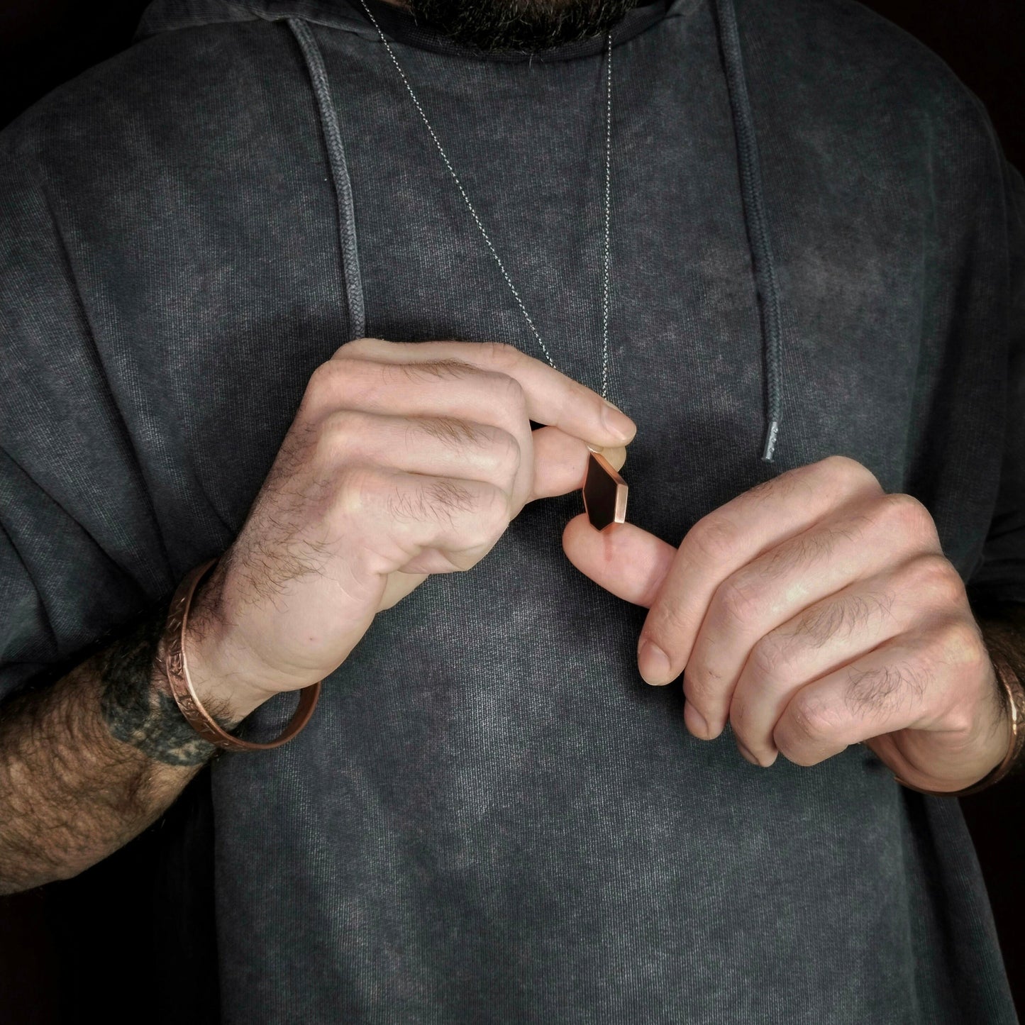 Space Drop Black Necklace