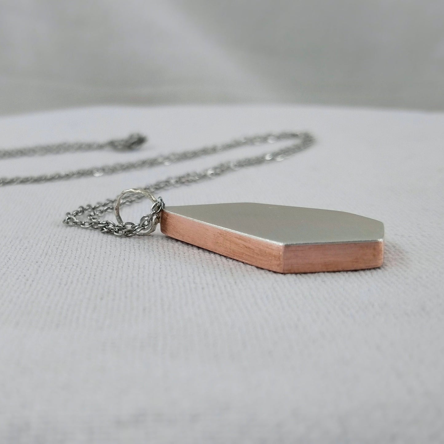 Space Drop Black Necklace