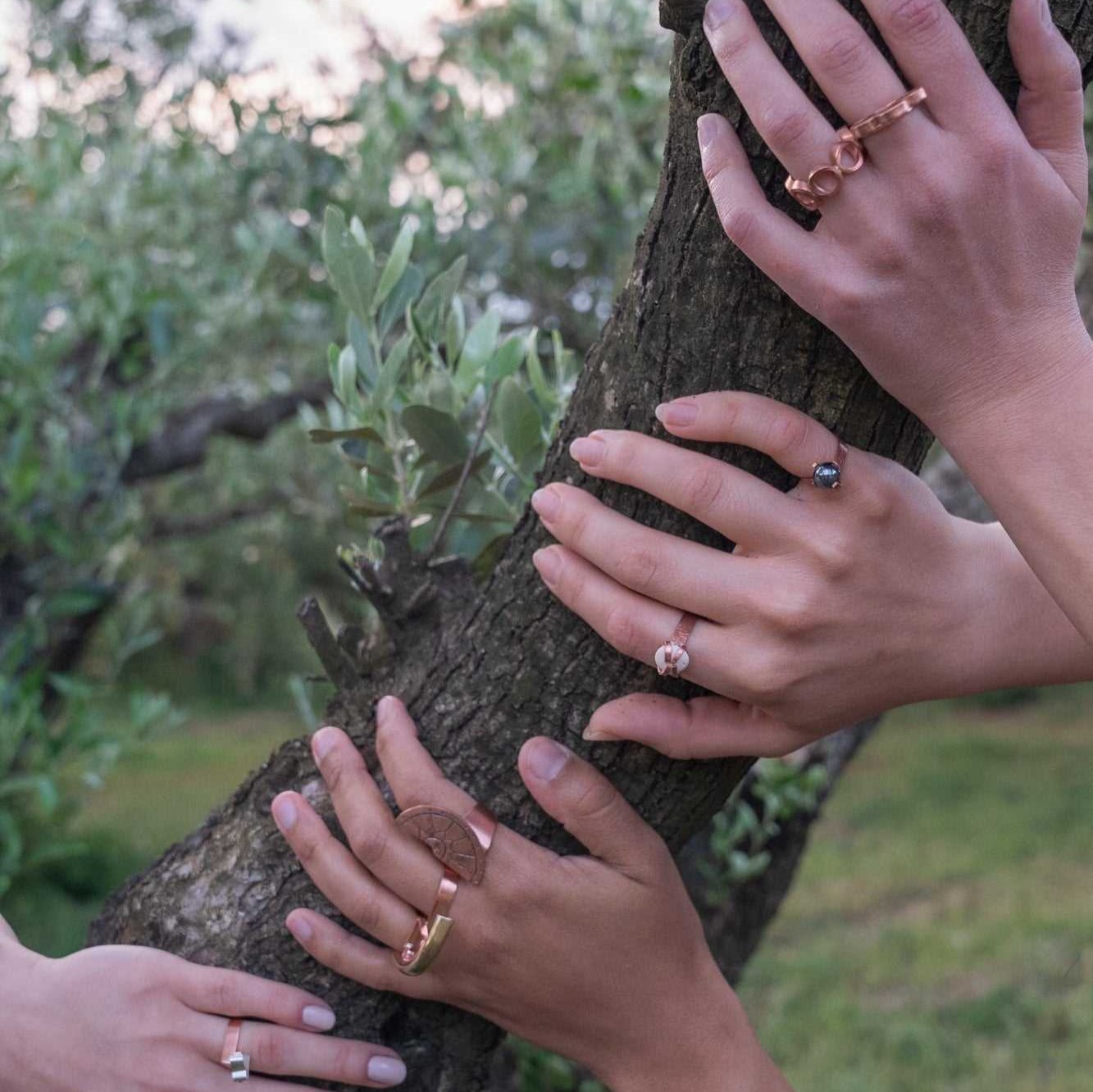 The Pebble ring