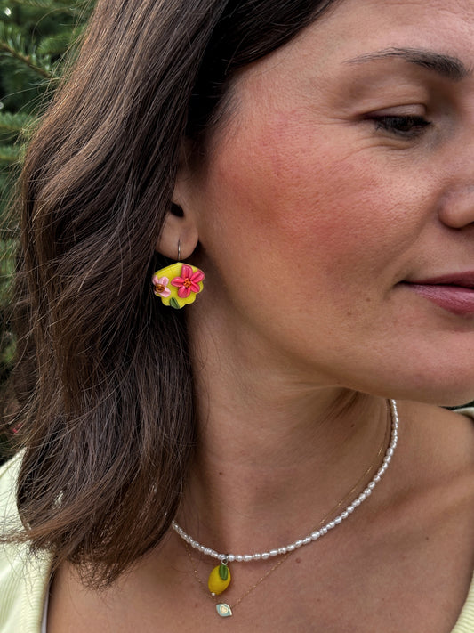 Eunike Yellow – auspicious victory