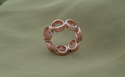 Seven roulettes ring